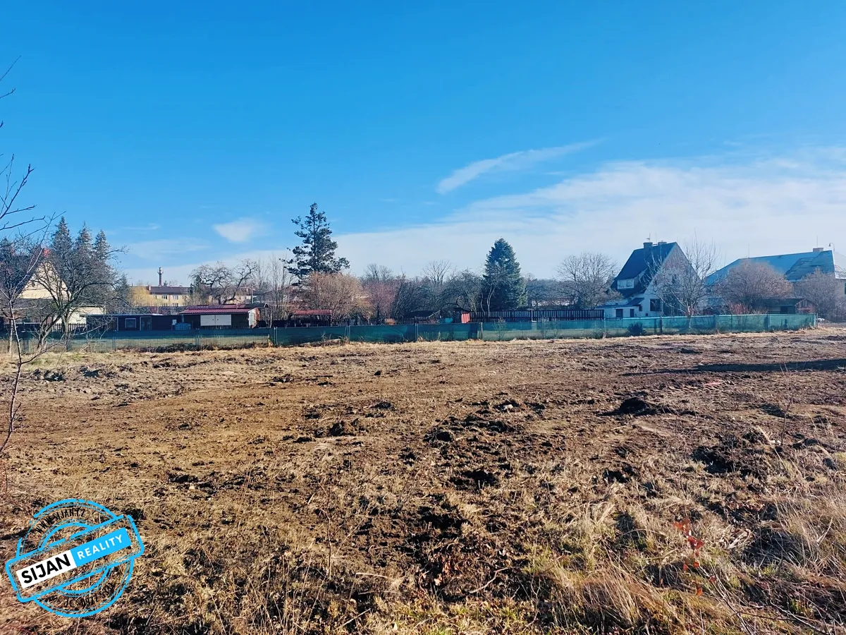 Prodej stavebního pozemku 1416 m²